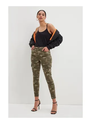 Camouflage Utility Skinny Frankie Jeans 