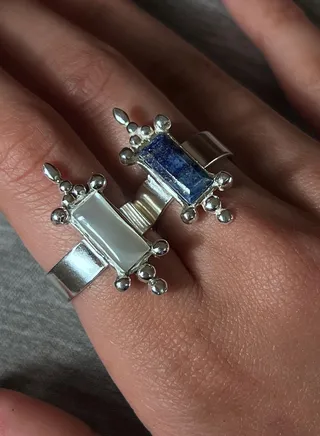 Royal Mother of Pearl ring 