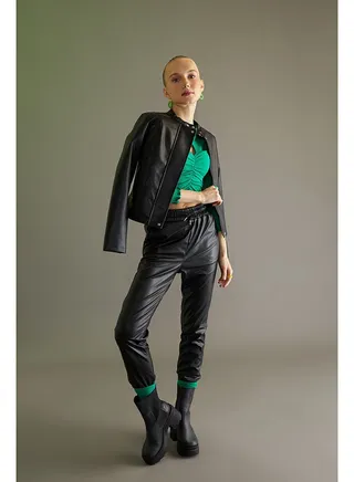 Woman  Trousers 