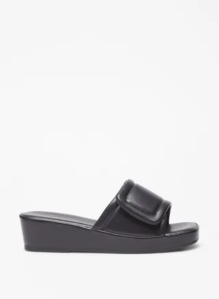 Women Solid Slip-On Flatform Heels Sandals 