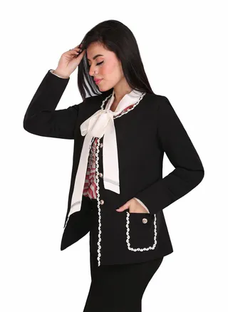 Solid Round Neck Jacket Decorated With Guipure Tape - Black 