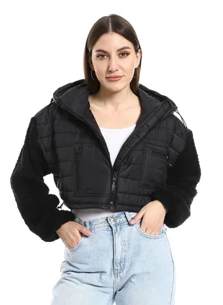 Short black jacket with fur sleeves 