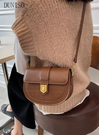 Small Vintage Leather Shoulder Tote Bag Crossbody Purse Crossover Bag Fashionable Handbags for Women with 2 Adjustable Straps 