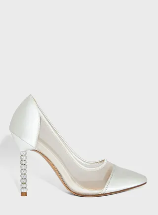 Youmna Feature Heel Mesh Pump