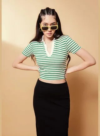 Woman Fitted Polo Neck Knitted Short Sleeve T-Shirt
