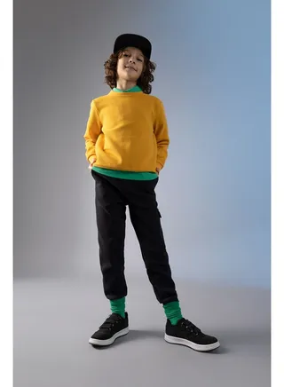 Boy Regular Fit Knitted Trousers 