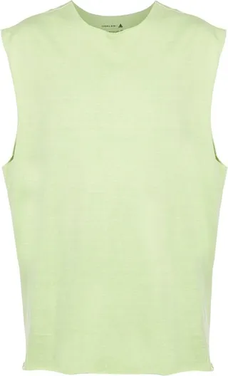 round-neck sleeveless T-shirt