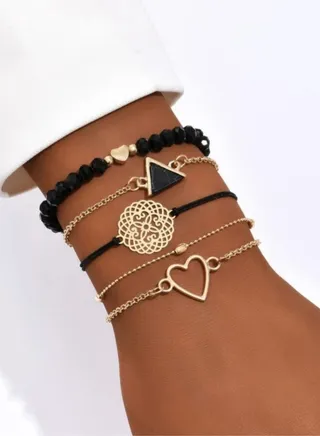 Large Set of 5 Pieces of Bracelets in Different Shapes and New Fashion Geometric Shapes, Suitable for Daily Use. Suitable for Daily Wear and As a Gift to Friends. 