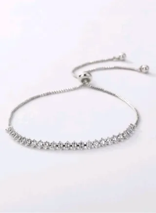 Trendy Fashionable Bracelet For Women High Quality 