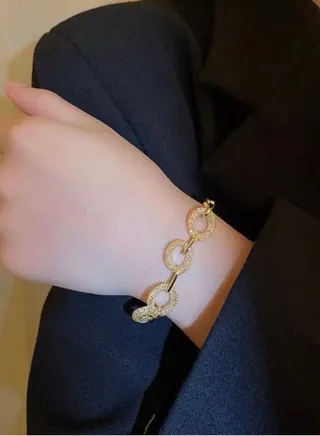 Elegant 18k Gold Plated Bracelet 