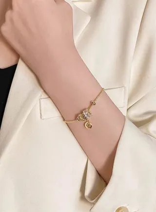 Elegant Gold Plated Bracelet For Women 