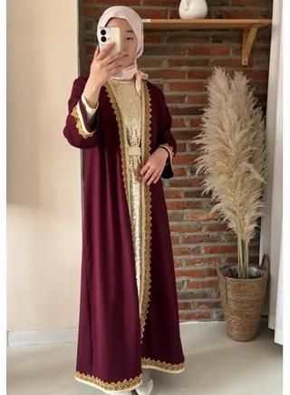 Women's Fashionable And Elegant Coat And Robe 