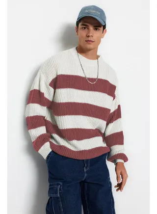 Dried Rose Men's Oversize Fit Wide fit Crew neck Striped Knitwear Sweater. 