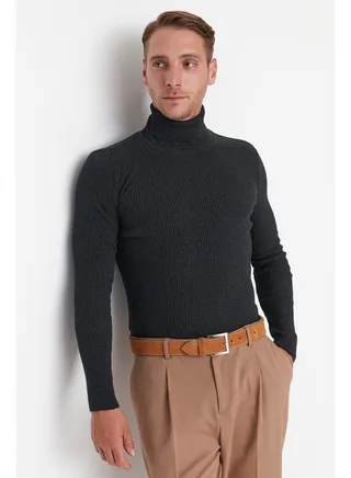 Fitted Sweater 
