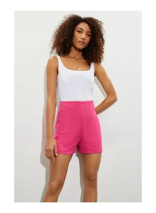 Pleat Short 
