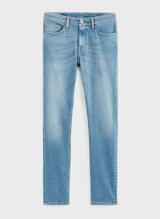 Light Wash Relaxed Fit Jeans 