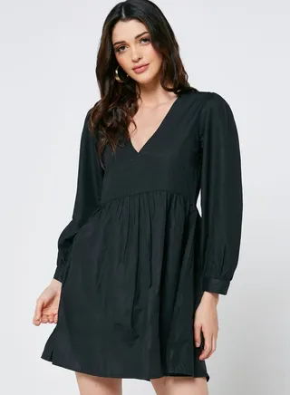 Gathered Sleeve With Flared Hem 