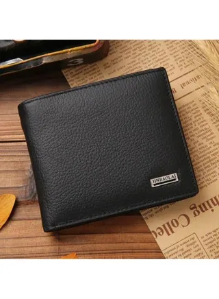 Stylish and Functional Men's Black Leather Wallet 
