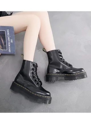 Thick Sole 6 Hole British Style Women's Short Boots Black 