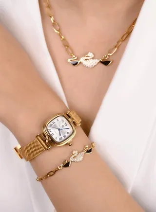 Gold Watch set with necklace and bracelet in duck-shaped zircon pattern 