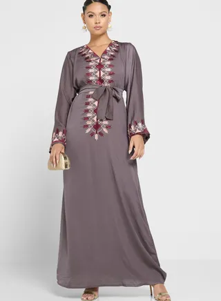 V-Neck Embroidered Jalabiya 