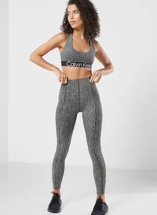 Logo Medium Support Sports Bra