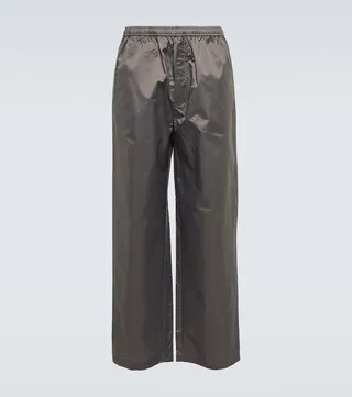 Wide-leg pants