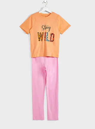 Girls T-Shirt And Jogger Set 
