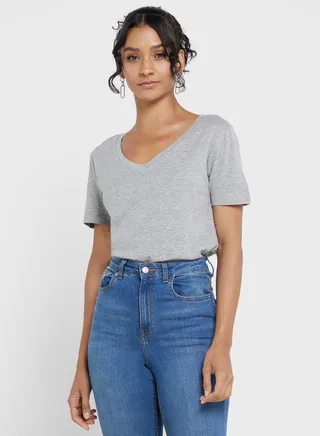 V-Neck T-Shirt 