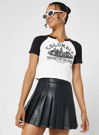 Cropped Graphic Tshirt
