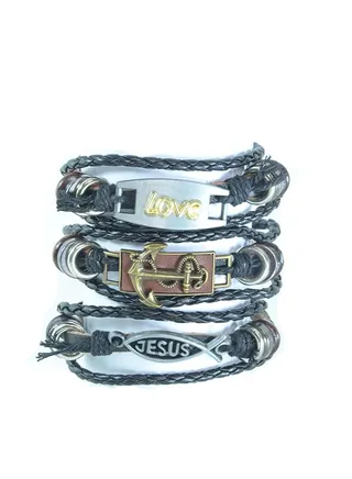 Set of 3 men's bracelets with multiple designs 