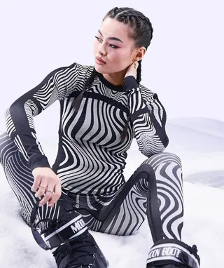 ASOS 4505 base layer top in mono swirl