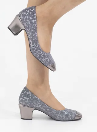 Delilah comfy court shoe pewter 
