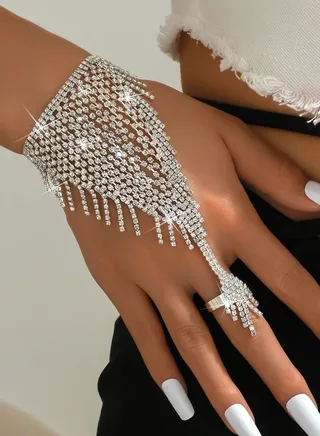 Bracelet with an elegant design ring women's bracelet ring silver 