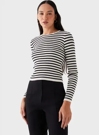 Round Neck Striped Sweater 