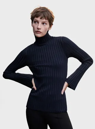 High Neck Knitted Sweater 
