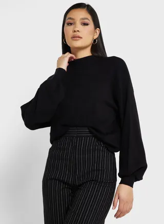 Round Neck Knitted Sweater 
