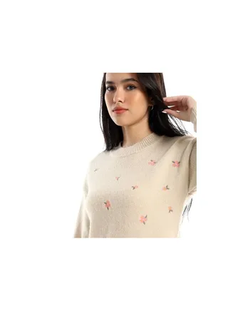 Small floral embroidered pullover - knitwear 