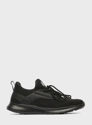 Youth Low Top Lace Up Sneakers 