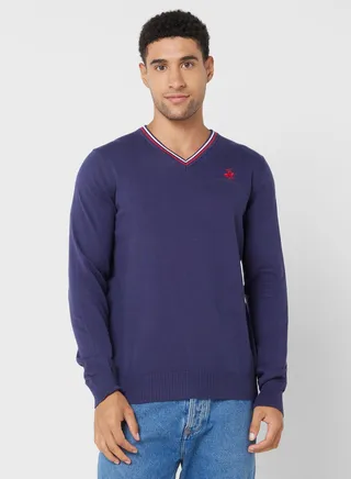 Essential V-Neck Sweater 