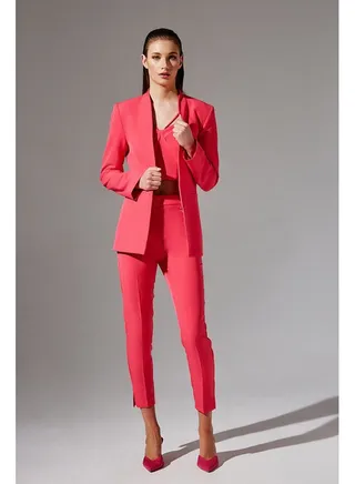 Collarless blazer 