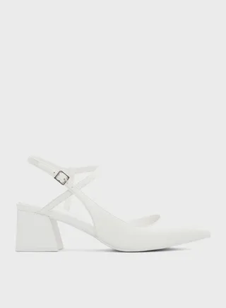 Carmyn Pointed Toe Sandal