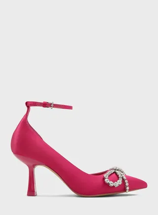 Aurah Pumps 