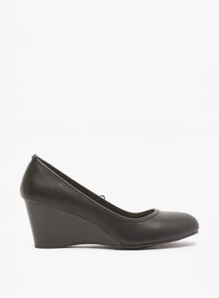 Womens Solid Slip On Pumps with Wedge Heels 