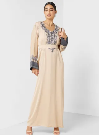 Embroidered Belted Jalabiya 
