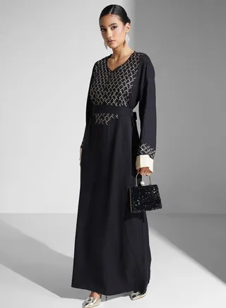 Embroidered Belted Black Jalabiya 
