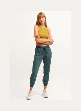 Elegant Basic Shirt With Open Rolling Rooms Green 