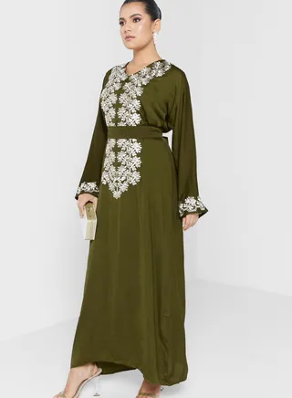 V-Neck Embroidered Jalabiya 