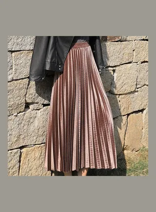 Elastic Waistband Pleated Velvet Swing Long Skirt Brown 