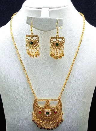 Arabic Women Imitation Artificial Jewellery Set 3 piece Chain,Pendant,Earing Gold Plated - No -11 